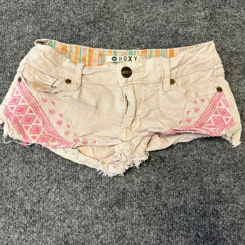 Roxy Shorts Womens Size 28 Tan Pink Embroidered Raw Hem Low Rise Beach Casual